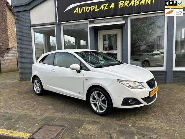 Wit Gebruikt 2011 Seat Ibiza SC Copa Hatchback | € 6.499 (Iets duurder) - Afbeelding 1/4