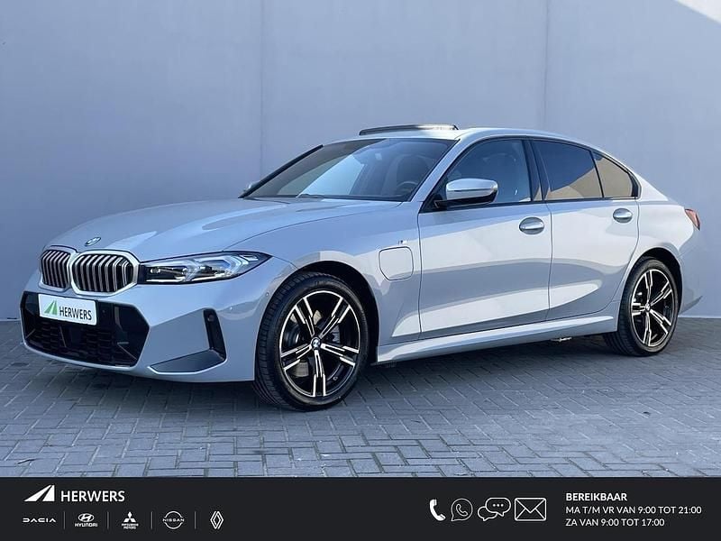 Occasion BMW 330e M Sport 2025 Grijs (metallic) Sedan