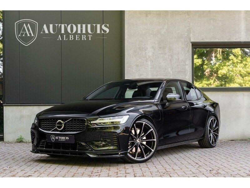 Zwart Gebruikt 2022 Volvo S60 Ultimate Sedan | € 43.950 - Afbeelding 1/4