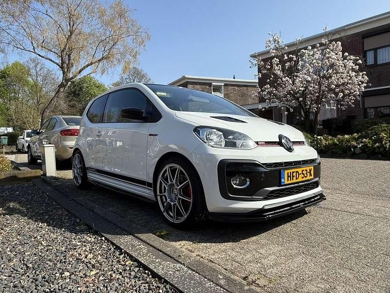 Occasion 2018 VW up! GTI Hatchback | € 12.500 (Goede deal) - Afbeelding 1/4