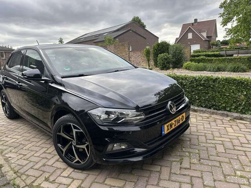 Zwart Gebruikt 2019 VW Polo Beats Hatchback | € 15.495 (Eerlijke prijs) - Afbeelding 1/4