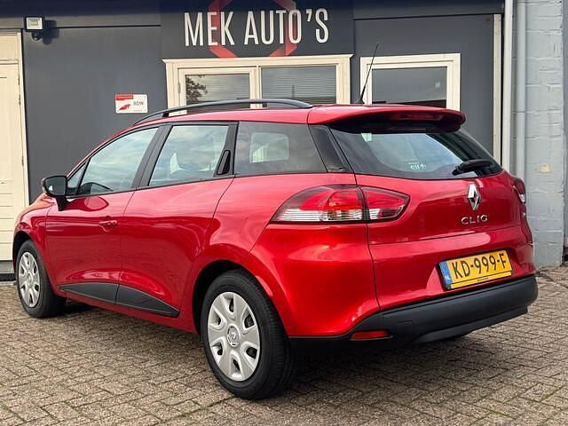Occasion Renault Clio GrandTour Expression 90 PK (66 kW) 2016 Rood (metallic) Stationwagen