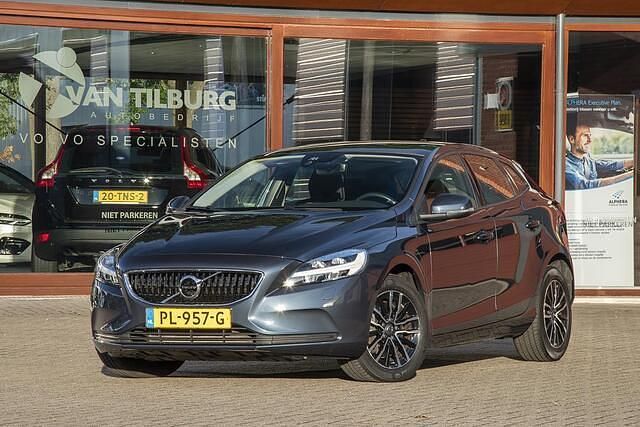 Blauw Gebruikt 2017 Volvo V40 Stationwagen | € 15.950 (Iets duurder) - Afbeelding 1/4