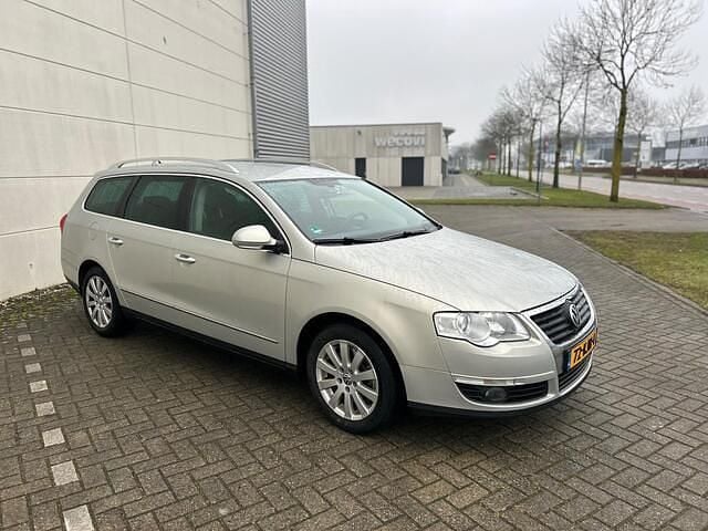 Occasion VW Passat Comfortline 122 PK (89 kW) 2010 Grijs Stationwagen