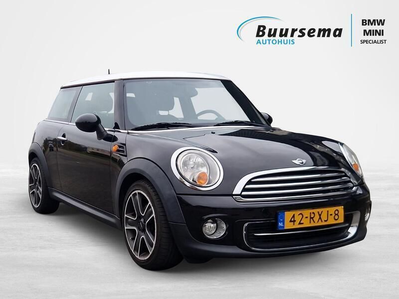 Zwart Gebruikt 2011 Mini Cooper Salt Hatchback | € 6.500 (Eerlijke prijs) - Afbeelding 1/4