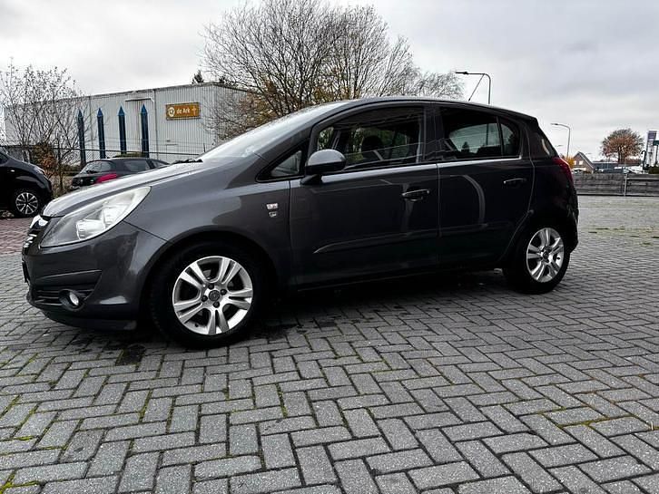 Gebruikt 2010 Opel Corsa | € 1.850 (Goede deal) - Afbeelding 1/4