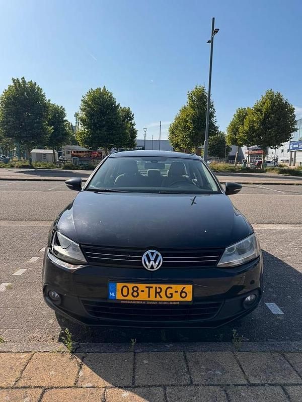 Gebruikt 2012 VW Jetta | € 2.500 (Super prijs) - Afbeelding 1/4