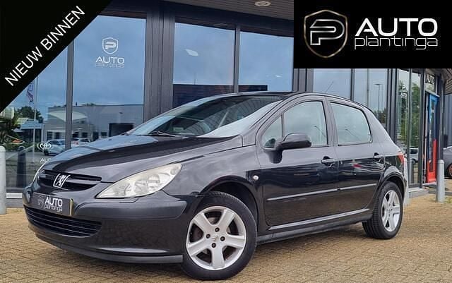 Zwart Gebruikt 2003 Peugeot 307 Hatchback | € 1.245 (Eerlijke prijs) - Afbeelding 1/4