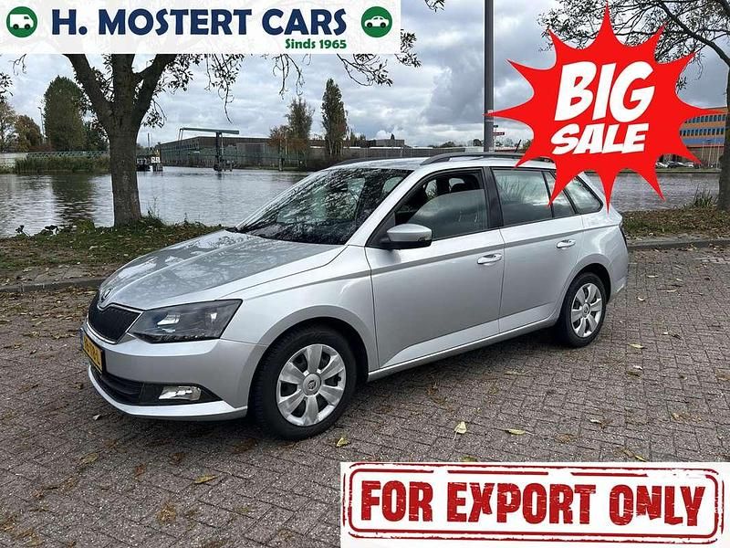 Grijs Gebruikt 2015 Skoda Fabia Ambition Stationwagen | € 2.950 (Super prijs) - Afbeelding 1/4