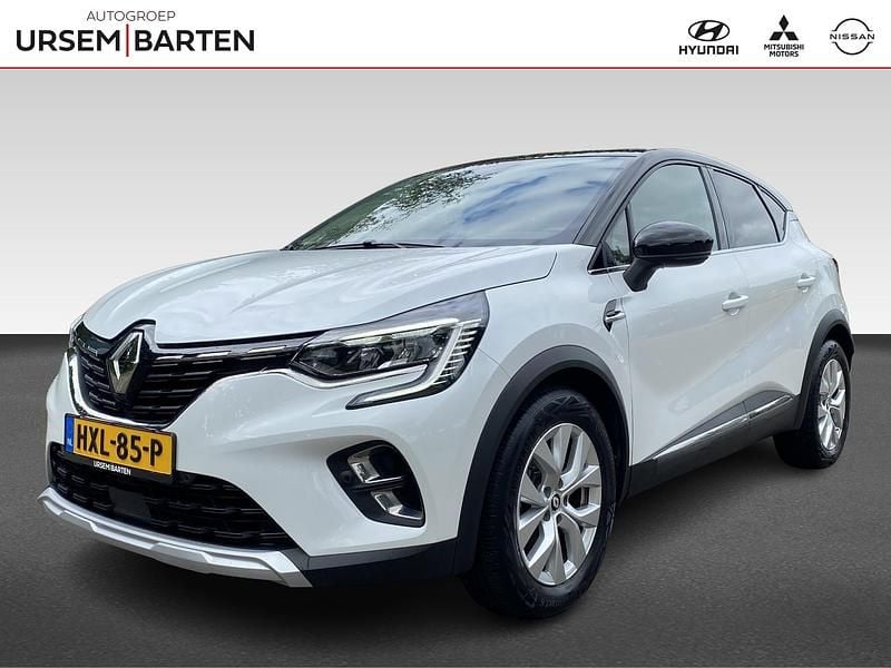 Wit Gebruikt 2022 Renault Captur Intens SUV | € 23.930 (Eerlijke prijs) - Afbeelding 1/4