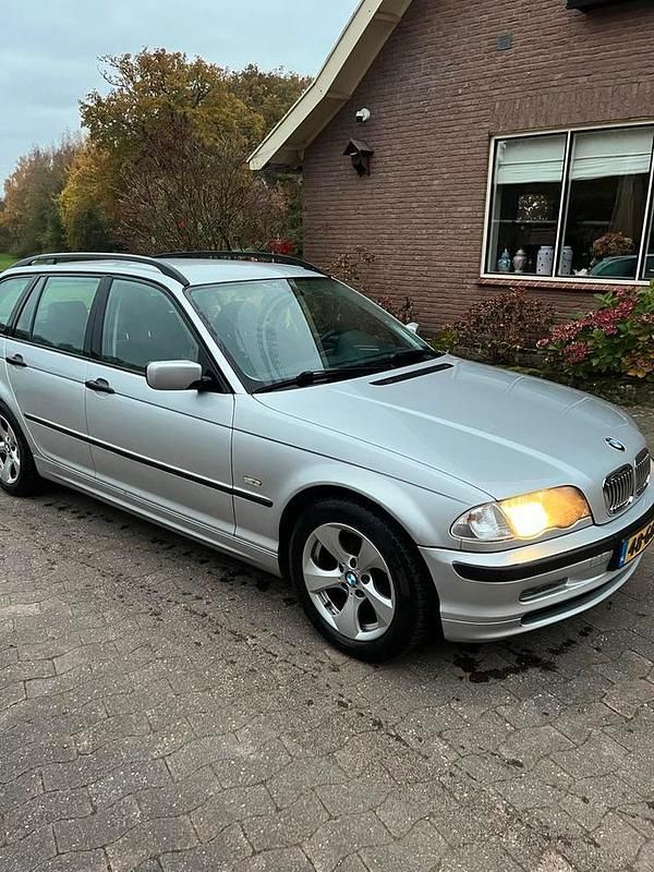 Gebruikt 2000 BMW 318 Stationwagen | € 1.650 (Eerlijke prijs) - Afbeelding 1/4