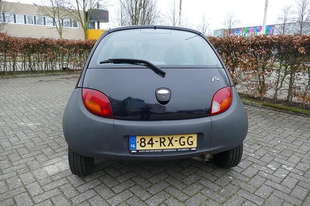 Occasion Ford Ka Futura 60 PK (44 kW) 2005 Zwart Hatchback