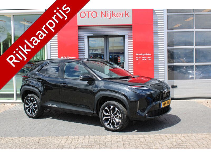 Zwart Gebruikt 2024 Toyota Yaris Cross Limited SUV | € 29.400 (Eerlijke prijs) - Afbeelding 1/4
