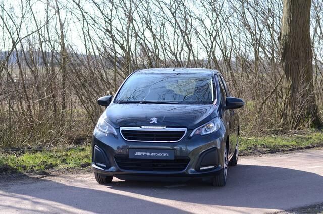 Grijs Gebruikt 2016 Peugeot 108 Envy Hatchback | € 7.500 (Eerlijke prijs) - Afbeelding 1/4