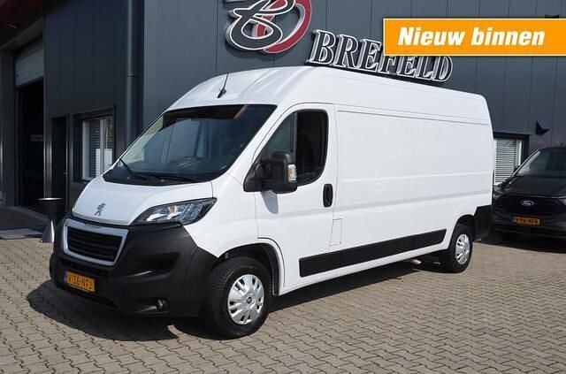 Wit Gebruikt 2022 Peugeot Boxer Van | € 18.950 (Goede deal) - Afbeelding 1/4