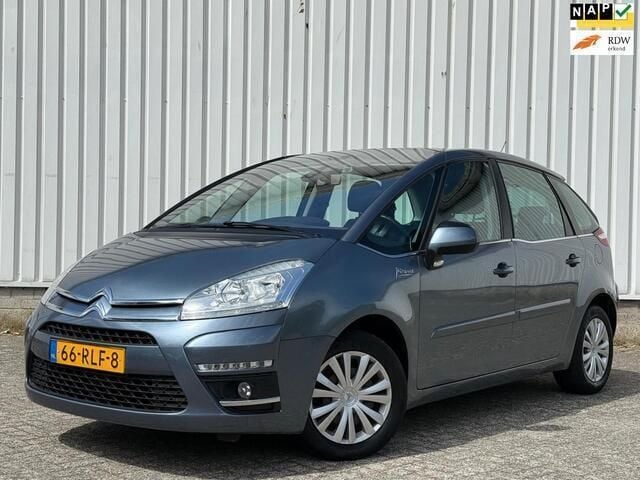 Grijs, metallic lak Gebruikt 2011 Citroën C4 Picasso Tendance MPV | € 3.499 (Eerlijke prijs) - Afbeelding 1/4