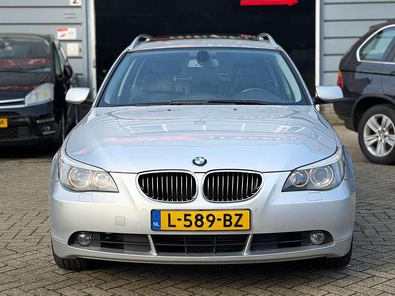 Occasion BMW 530 Executive 258 PK (189 kW) 2005 Grijs Stationwagen