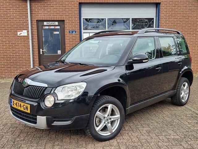 Zwart, metallic lak Gebruikt 2010 Skoda Yeti Active SUV | € 5.950 (Eerlijke prijs) - Afbeelding 1/4