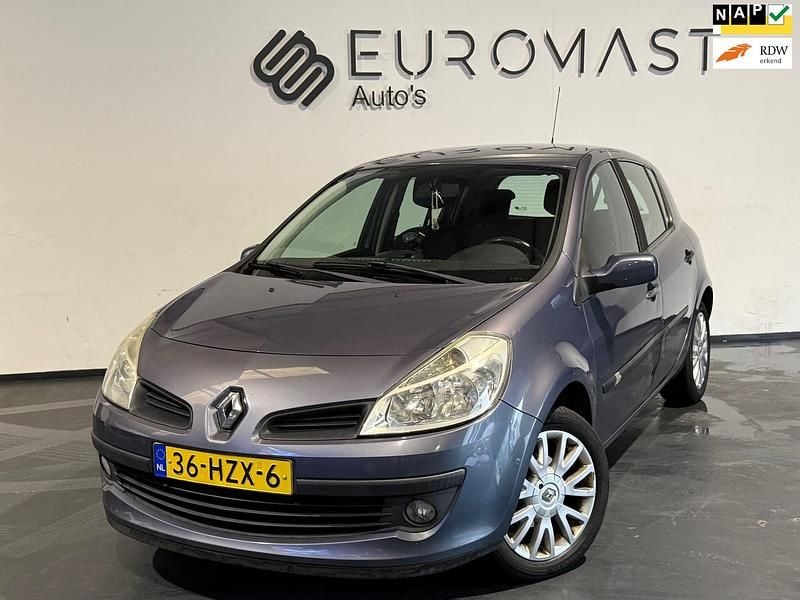 Blauw Occasion 2009 Renault Clio II Collection Hatchback | € 1.795 (Goede deal) - Afbeelding 1/4