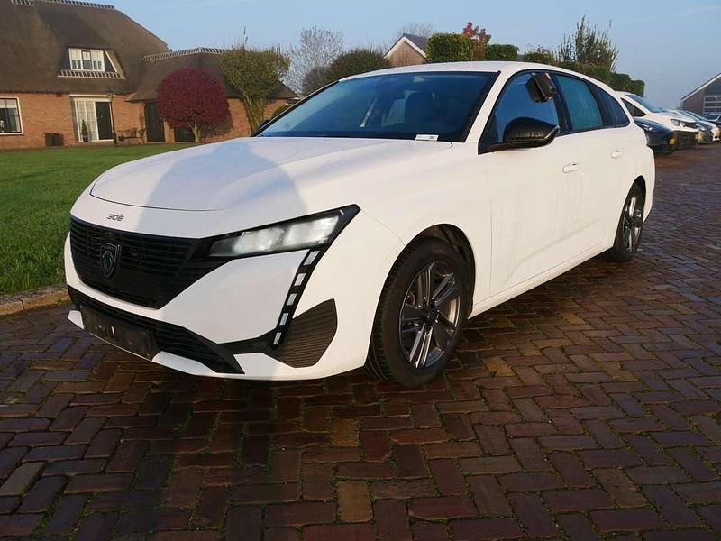 Occasion Peugeot 308 SW Active 131 PK (96 kW) 2022 Wit Stationwagen