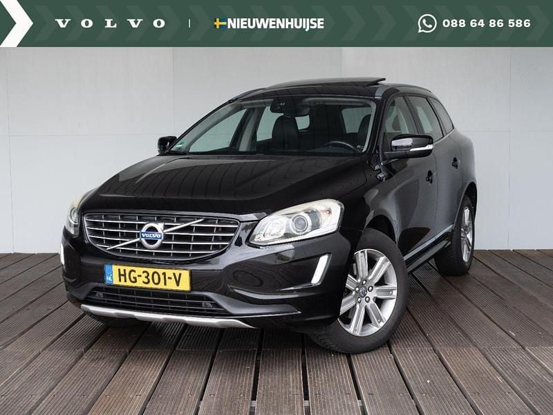 Zwart Gebruikt 2015 Volvo XC60 Summum SUV | € 26.294 (Eerlijke prijs) - Afbeelding 1/4