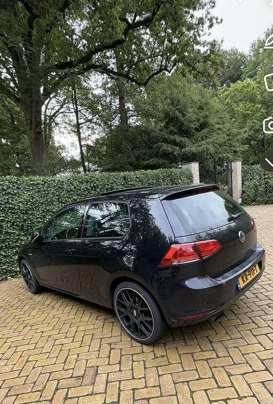 Occasion VW Golf VII Highline 150 PK (110 kW) 2014 Zwart Stationwagen