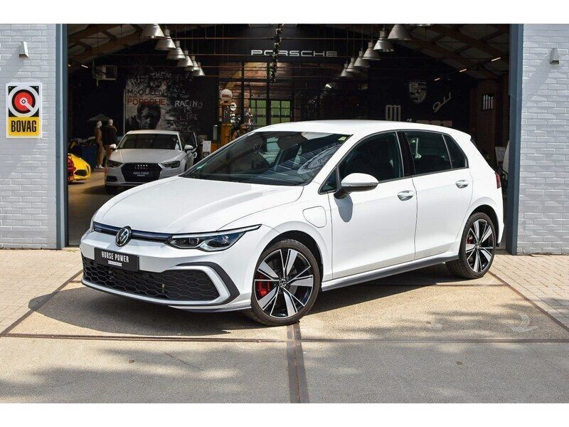 Wit Gebruikt 2021 VW Golf VIII GTE Hatchback | € 24.900 (Super prijs) - Afbeelding 1/4