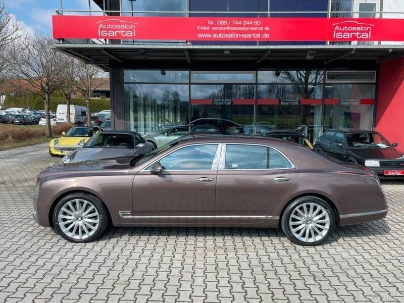 Grijsarabica metallic Gebruikt 2017 Bentley Mulsanne Mulliner Sedan | € 159.500 - Afbeelding 1/4