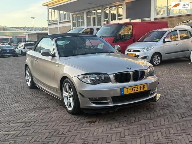 Grijs Gebruikt 2010 BMW 120 Cabriolet Executive Cabriolet | € 8.500 (Super prijs) - Afbeelding 1/4