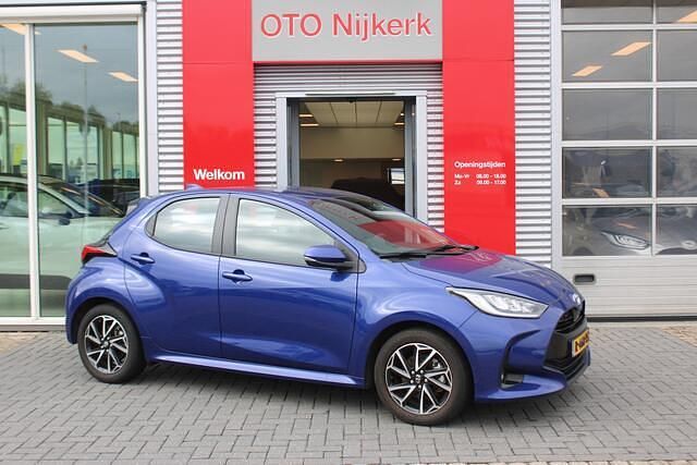 Blauw Gebruikt 2022 Toyota Yaris Hatchback | € 23.400 (Eerlijke prijs) - Afbeelding 1/4