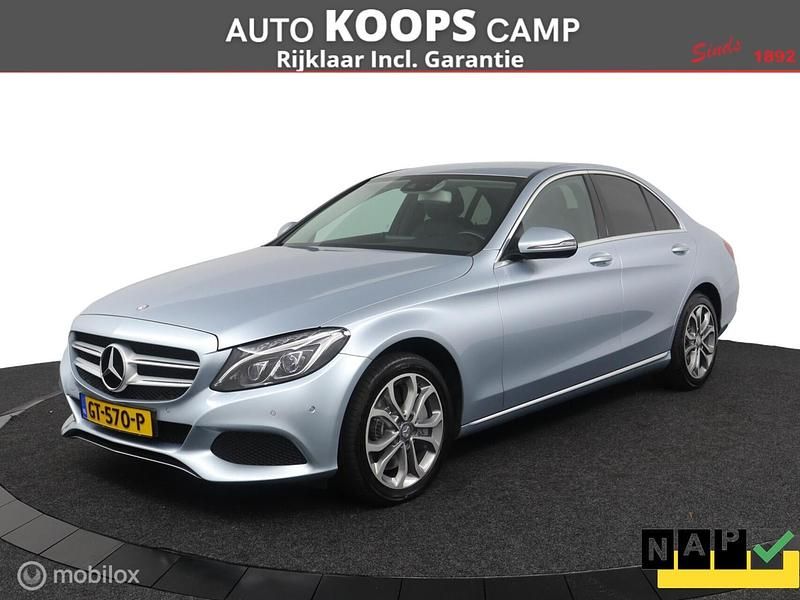 Grijs Occasion 2015 Mercedes C350 Edition Sedan | € 17.900 (Eerlijke prijs) - Afbeelding 1/3