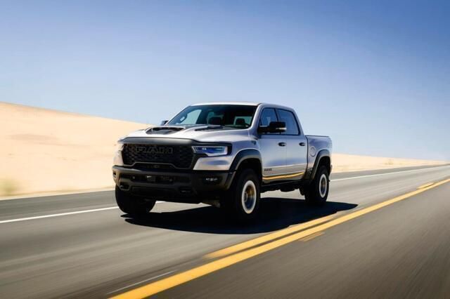 Grijs Nieuw 2024 Dodge Ram Pickup | € 119.900 - Afbeelding 1/3