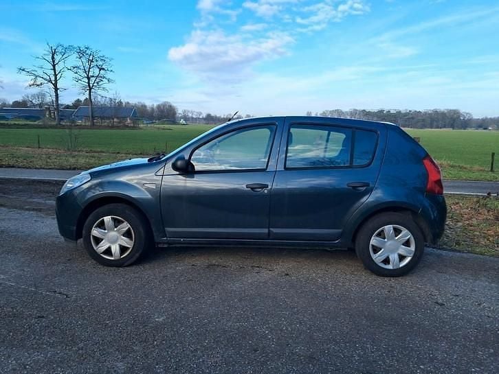 Occasion 2009 Dacia Sandero | € 1.500 (Super prijs) - Afbeelding 1/4