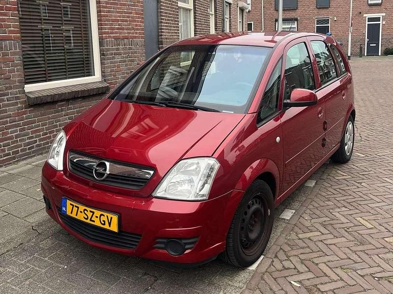 Rood Gebruikt 2006 Opel Meriva Enjoy MPV | € 1.950 (Goede deal) - Afbeelding 1/4