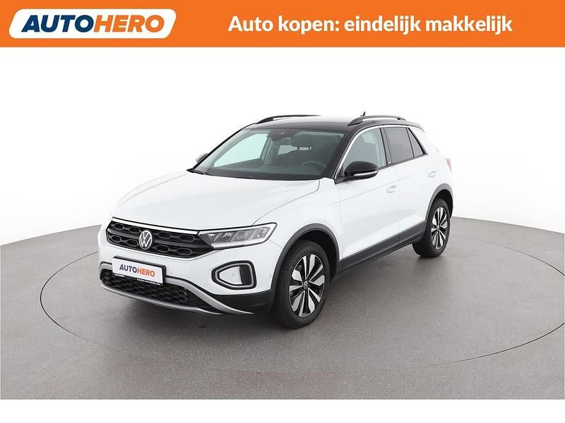 Wit Occasion 2023 VW T-Roc Move SUV | € 27.649 (Goede deal) - Afbeelding 1/4