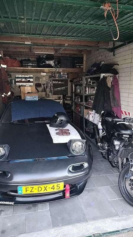 Zwart Gebruikt 1993 Mazda MX5 Cabriolet | € 2.500 - Afbeelding 1/1