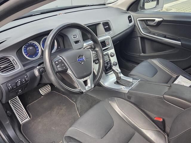 Occasion Volvo V60 R-Design 150 PK (110 kW) 2013 Grijs Stationwagen