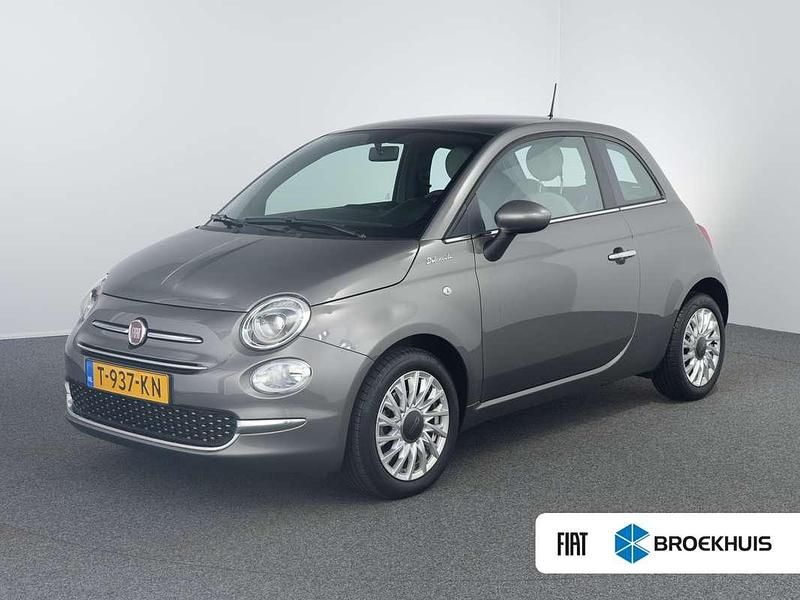 Grijs, metallic lak Gebruikt 2023 Fiat 500 Dolcevita Hatchback | € 16.400 (Eerlijke prijs) - Afbeelding 1/4