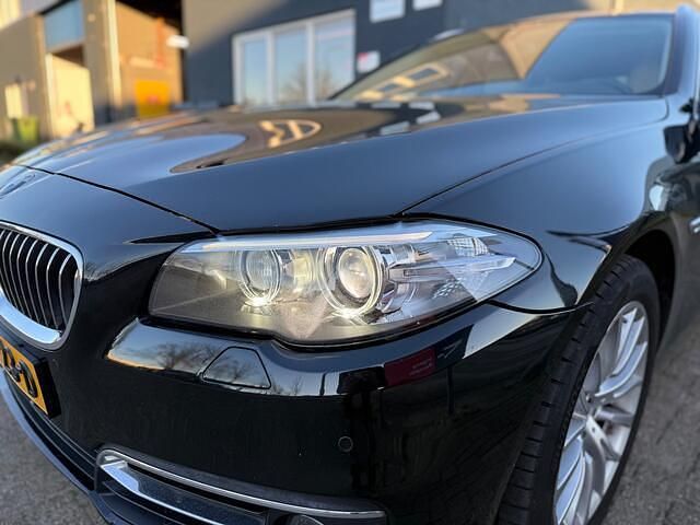 Occasion BMW 520 Sport Line 190 PK (139 kW) 2015 Zwart (metallic) Stationwagen