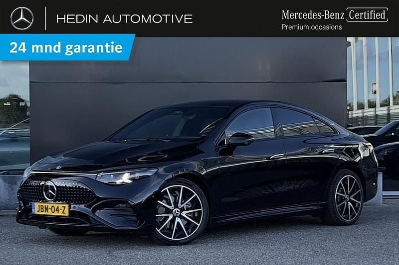 Zwart Gebruikt 2025 Mercedes CLA 250+ Edition Sedan | € 60.090 (Eerlijke prijs) - Afbeelding 1/4