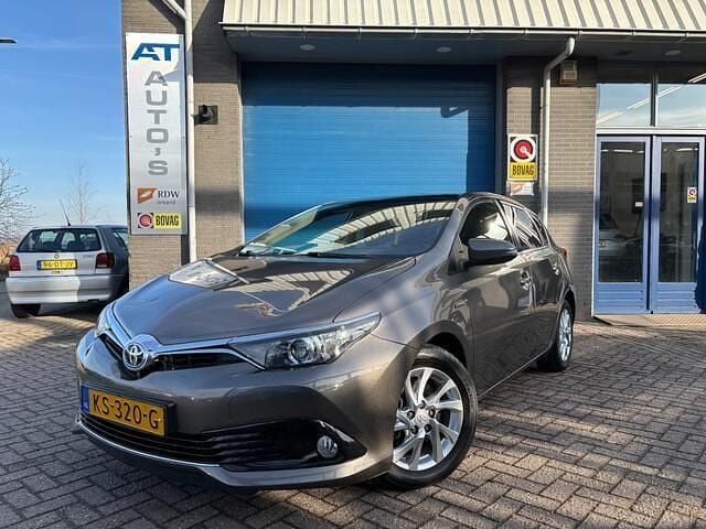 Occasion Toyota Auris Plus 99 PK (72 kW) 2016 Grijs Hatchback