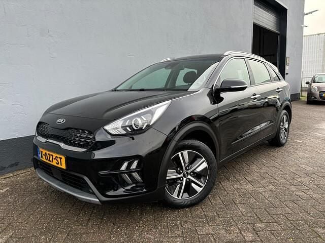 Zwart Gebruikt 2021 Kia Niro SUV | € 14.950 - Afbeelding 1/4