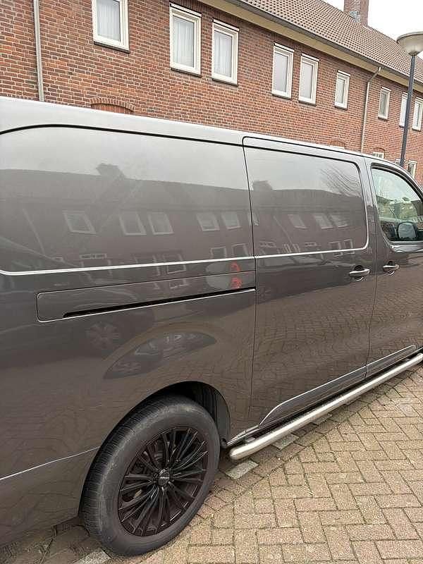 Occasion Peugeot Expert 122 PK (89 kW) 2018 Grijs Van
