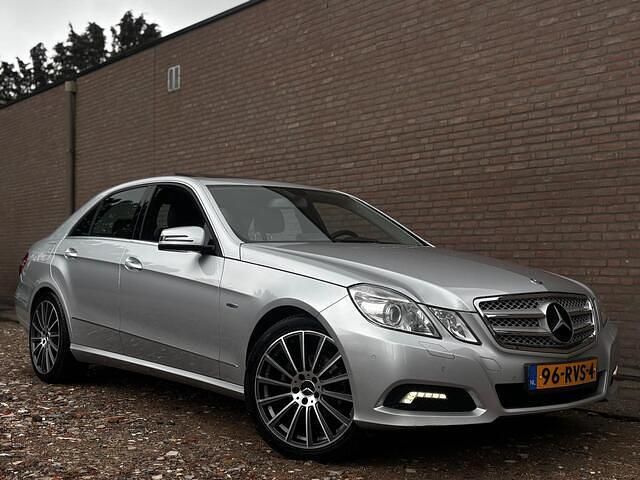 Occasion Mercedes E200 Avantgarde 184 PK (135 kW) 2010 Grijs Sedan
