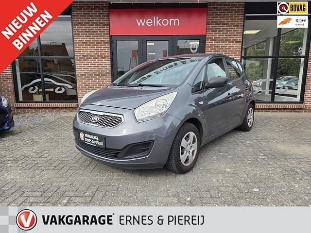 Grijs Gebruikt 2010 Kia Venga Hatchback | € 4.995 (Goede deal) - Afbeelding 1/2