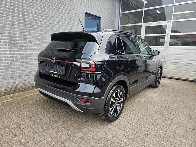 Zwart, metallic lak Gebruikt 2021 VW T-Cross United SUV | € 20.650 (Eerlijke prijs) - Afbeelding 1/4