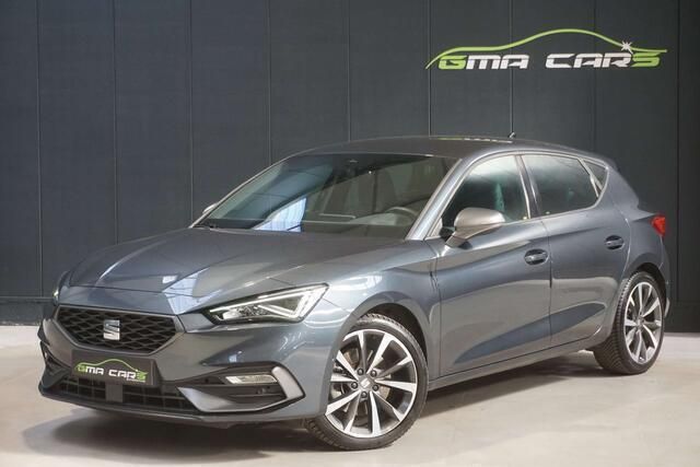 Grijs Gebruikt 2021 Seat Leon FR Sedan | € 25.999 (Eerlijke prijs) - Afbeelding 1/4