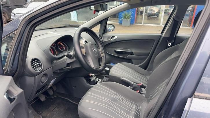 Occasion Opel Corsa Enjoy 90 PK (66 kW) 2008 Grijs Hatchback