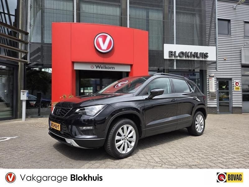 Zwart Gebruikt 2019 Seat Ateca Style SUV | € 24.435 (Eerlijke prijs) - Afbeelding 1/4