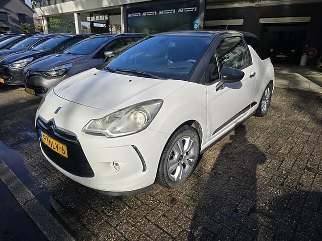 Wit Gebruikt 2010 Citroën DS3 So Chic Hatchback | € 5.450 (Iets duurder) - Afbeelding 1/4